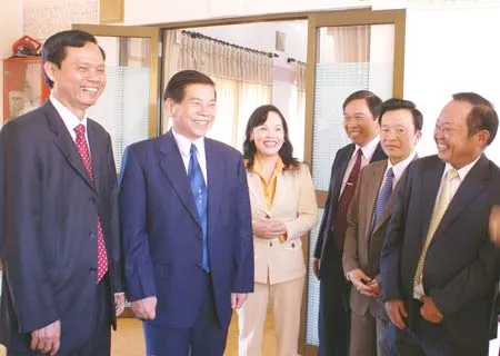 Chủ tịch nước Nguyễn Minh Triết: Lâm Đồng cần chú trọng đào tạo cán bộ tư pháp