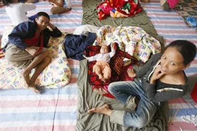 Được trú trong lều tạm là hạnh phúc của người tỵ nạn