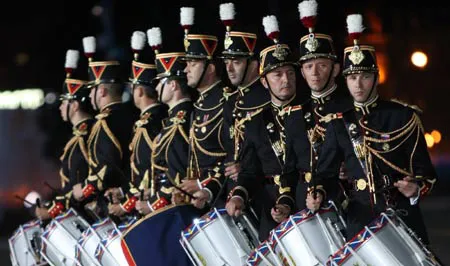 Đôi quân nhạc đến từ Pháp