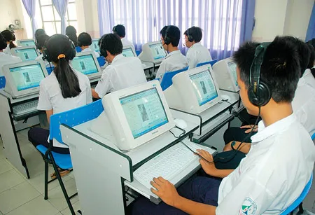 Có chấm dứt được kiểu dạy “đọc - chép”?