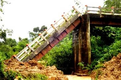 Áp thấp nhiệt đới ảnh hưởng nặng khu vực Tây Nguyên và Bình Thuận