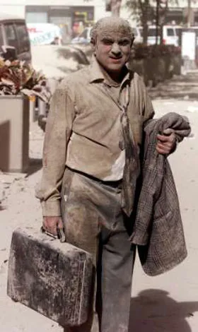 Một người đàn ông may mắn thoát chết