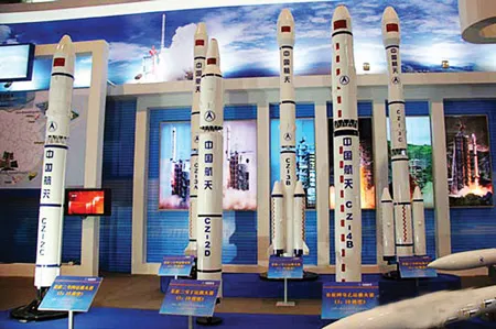 Trung Quốc quyết tâm xuất khẩu tên lửa vũ trụ