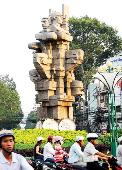 Tượng đài ở TPHCM hiện nay: Chưa xứng tầm