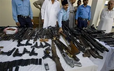 Vũ khí thu được tại công ty Inter-Risk