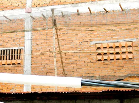 Trổ cửa sổ, hộ cho hộ không!