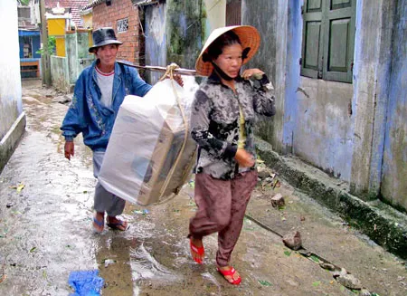 Đêm nay, “siêu bão” số 9 đổ vào miền Trung