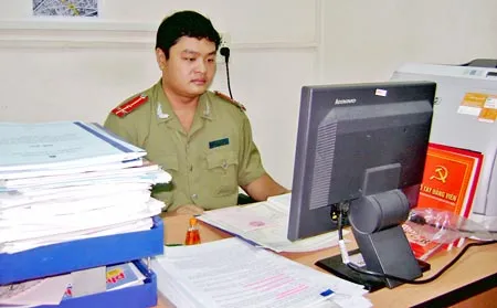 Áp dụng công nghệ thông tin trong quản lý xuất nhập cảnh - Hiệu quả kép