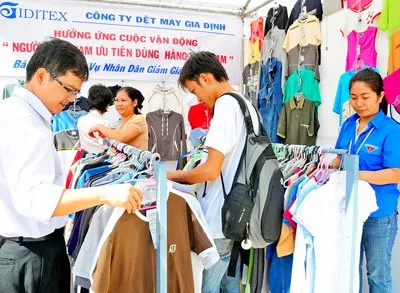 Hội chợ - triển lãm “Thanh niên TPHCM đồng hành cùng hàng Việt”