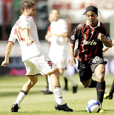 AC Milan (12) - AS Roma (8)(1g45 19-10): giọt nước tràn ly