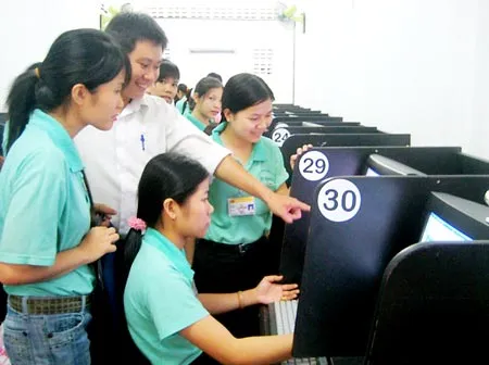Xây dựng lực lượng: Bài toán khó của tổ chức Đoàn - Hội