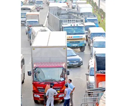 Phản hồi về loạt bài về kẹt xe ở TPHCM - Tập trung điều chỉnh hướng lưu thông
