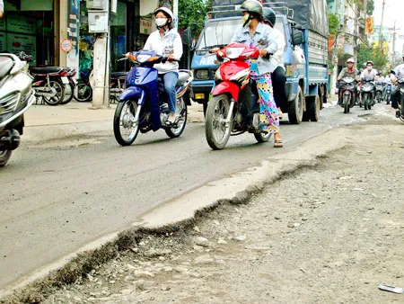 Tái lập mặt đường cẩu thả
