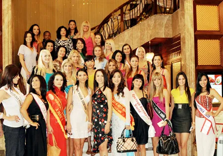 Hoa hậu Quý bà đẹp và thành đạt Thế giới 2009: Một ngày tuyệt vời ở Việt Nam
