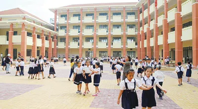 Trường Tiểu học Lương Thế Vinh (Gò Vấp) - trường chuẩn quốc gia - sẽ phải phá chuẩn để tiếp nhận học sinh từ Trường Tiểu học An Hội chuyển sang do quá tải. Ảnh: Mai Hải
