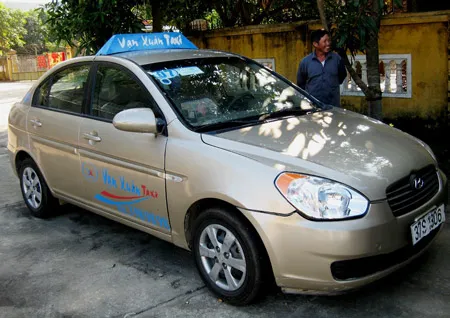 Hà Tĩnh: Bắt băng cướp giật tài sản bằng xe Taxi