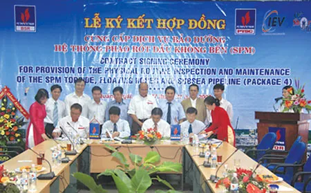 Ký hợp đồng 4,8 triệu USD bảo dưỡng SPM Nhà máy lọc dầu Dung Quất
