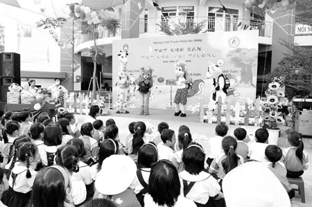 Uống sữa tiệt trùng trong hộp giấy tốt cho sức khỏe và môi trường