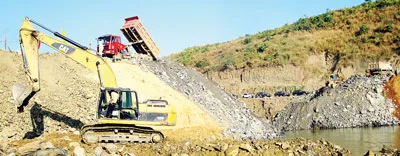 Ngăn sông thủy điện Sê-rê-pốk 3