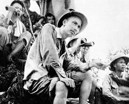 Xây dựng Quân đội nhân dân cách mạng, chính quy, tinh nhuệ, hiện đại