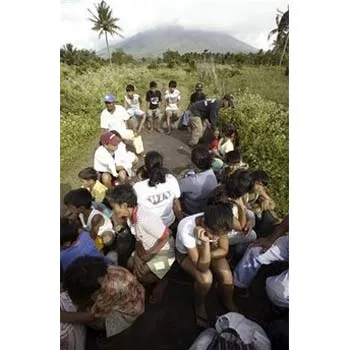 Philippines: 47.000 người dân phải sơ tán khỏi khu vực núi lửa hoạt động