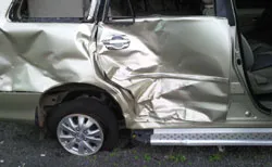 Công ty Toyota Việt Nam và Công ty Bảo hiểm Pjico Sài Gòn - Đùn đẩy trách nhiệm