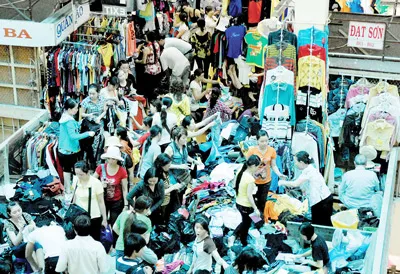 TPHCM: Tăng trưởng kinh tế gắn với nâng chất lượng sống