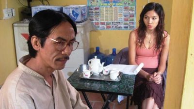 A scene from “Gio Lang Kinh” (Wind at the Kinh Village), a critically acclaimed political commentary telefilm. Experts at a recent forum said that a host of issues were hurting the quality of other made-for-TV movies in Vietnam. (Photo: Vnexpress.net)