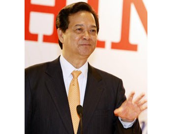 Prime Minister Nguyen Tan Dung said January 7 that Vietnam is modernizing its army for self-defense purposes. It was one of many issues discussed at a Government press conference in Hanoi. (Photo: VNA)