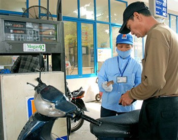Gasoline prices have increased by VND450 per liter since January 14