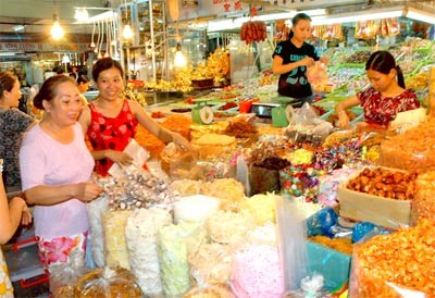 Ho Chi Minh City’s iconic Ben Thanh market. Retail sales boomed in the city in January, rising by over 34 percent year on year before adjusting for inflation (Photo: SGGP)