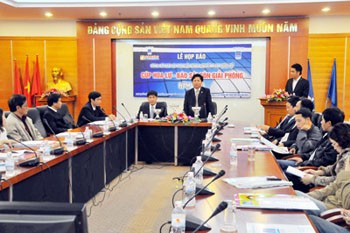 A press conference is held January 29 in Hanoi to announce details of the upcoming International Men’s Volleyball Tournament 2010 (Photo: SGGP)