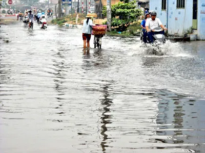 TPHCM: Không mưa vẫn ngập