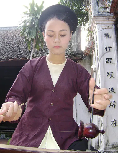 Thiếu nữ mê hát xẩm