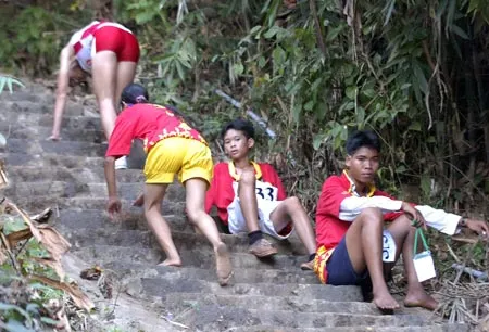 Chinh phục đỉnh cao Bà Rá