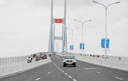 TPHCM: Phát triển đô thị ngang tầm khu vực và quốc tế