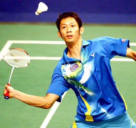 Tiến Minh lại thua Chen Jin