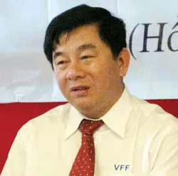 “Sống chung với lũ”