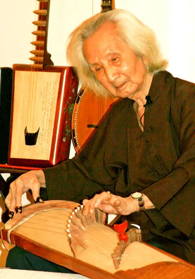 Nhạc sư Nguyễn Vĩnh Bảo: Gởi với đường tơ muôn mảnh lòng