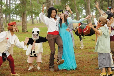 Xem phim Nhật ký Bạch Tuyết: “Nhặt nhạnh” tiếng cười