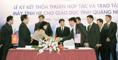 HP Việt Nam tặng 2.000 bộ máy tính cho các trường học tỉnh Quảng Ninh