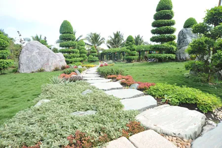 Khu vườn thơ mộng tại Forever Green Resort