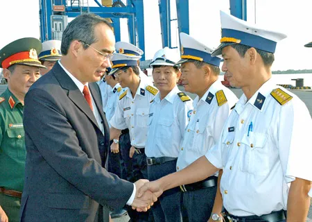 Hỗ trợ công nhân đón tết