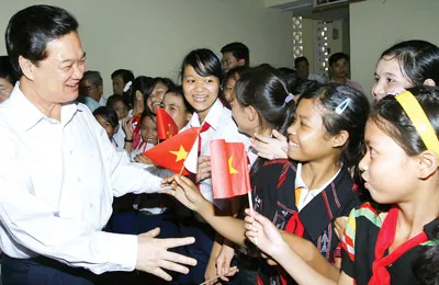 Làm việc tại Thừa Thiên-Huế, Thủ tướng Nguyễn Tấn Dũng: Đầu tư nhiều hơn cho vùng sâu, vùng khó khăn