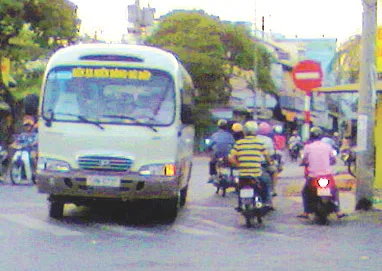 Vô tư đi vào đường cấm