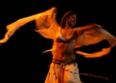 A Turkey artist perfomes the belly dance in Hue Festival 2008.