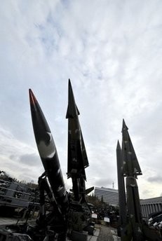 Replicas of N.Korea's Scud-B missile (2nd right) and S.Korean missiles are displayed at the Korean War Memorial in Seoul.