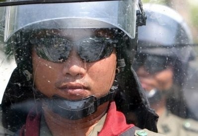 Thai authorities on Thursday began deploying 50,000 troops on the streets of Bangkok ahead of rallies by anti-government