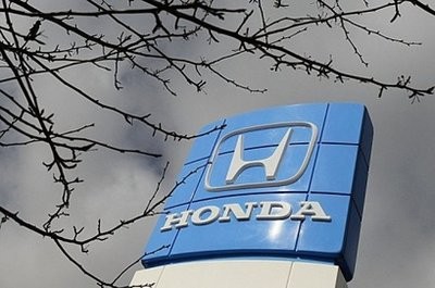 Honda has recalled some 412,000 vehicles in the United States because customers complained their brakes felt soft, the Japanese automaker said Tuesday.