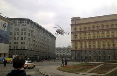 A helicopter lands near Lubyanka metro station near the Federal Securtiy Services (FSB) building in Moscow on March 29, 2010